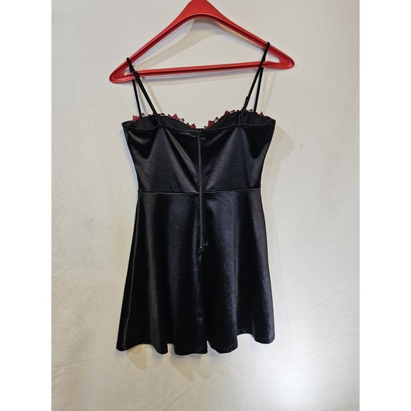 Windsor Black With Roses Satin Dress - Picture 8 of 8